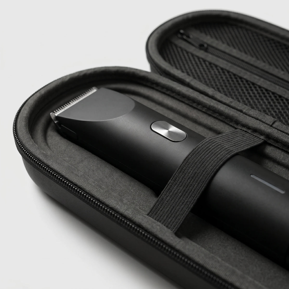 Dermave™ Trimmer Pouch